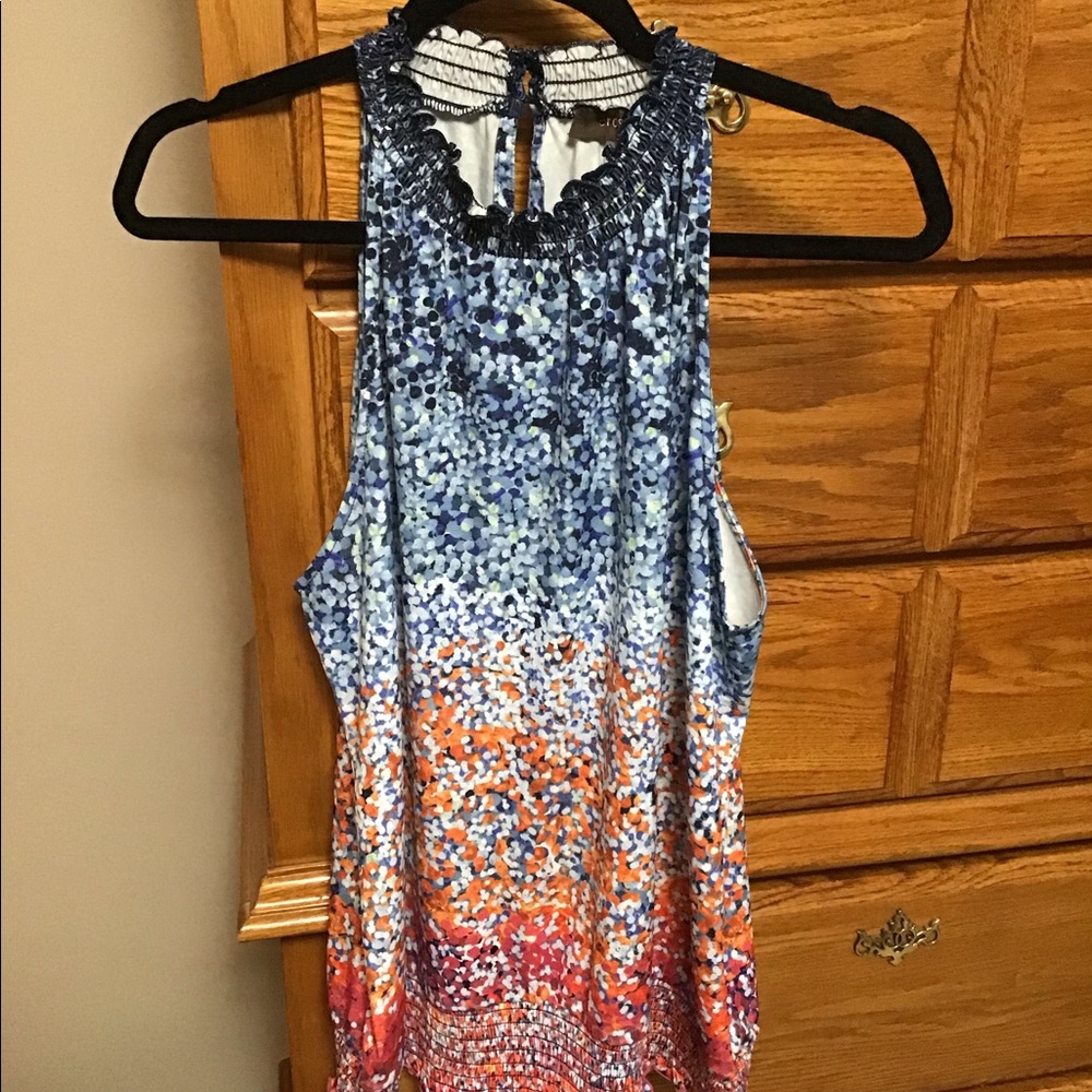 Women’s top sleeveless by Crosby, Sz L.